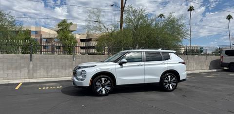 Mitsubishi Outlander 2025
