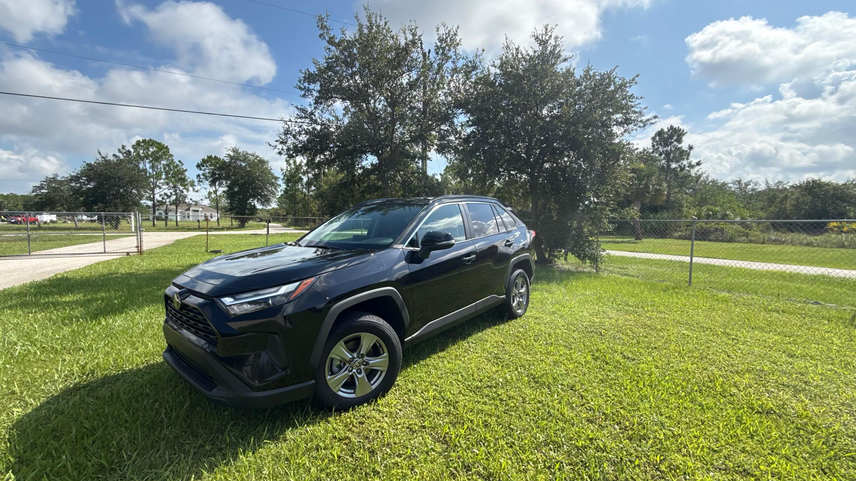 Toyota RAV4 2024 in Naples, FL