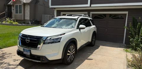 Nissan Pathfinder 2022