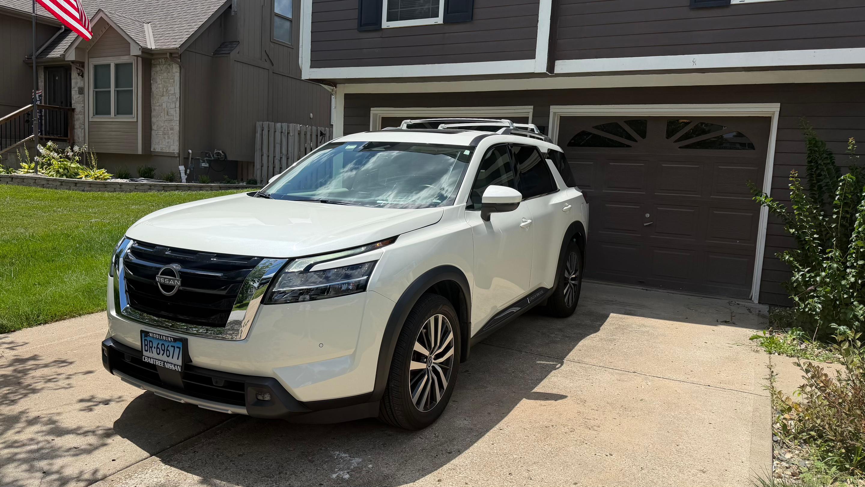 Nissan Pathfinder 2022 in Manchester, CT