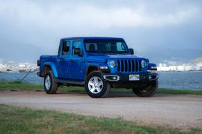 Jeep Gladiator 2023 in Honolulu