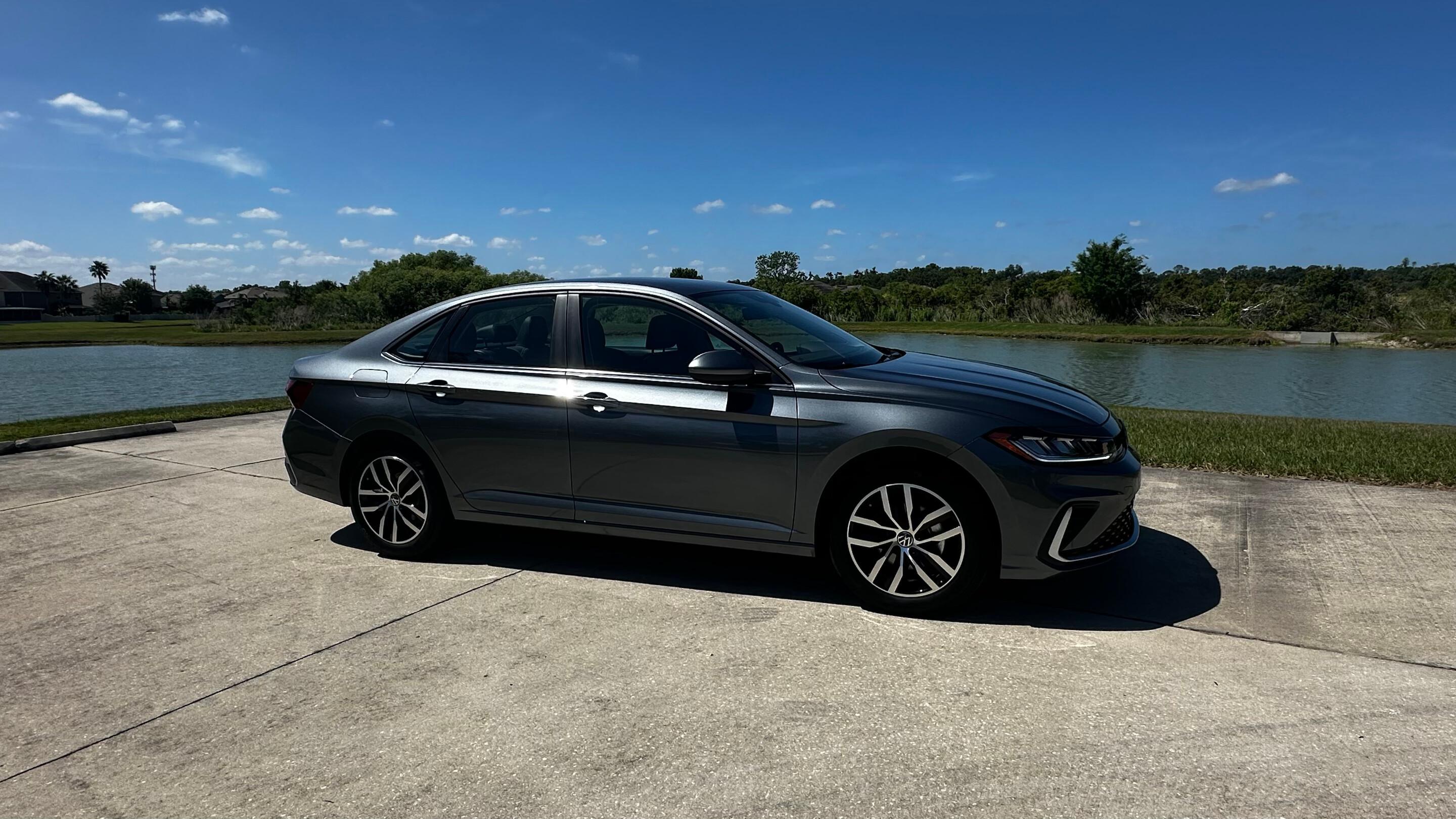 Volkswagen Jetta 2025 in Tampa, FL