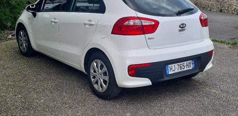 Kia RIO 2015