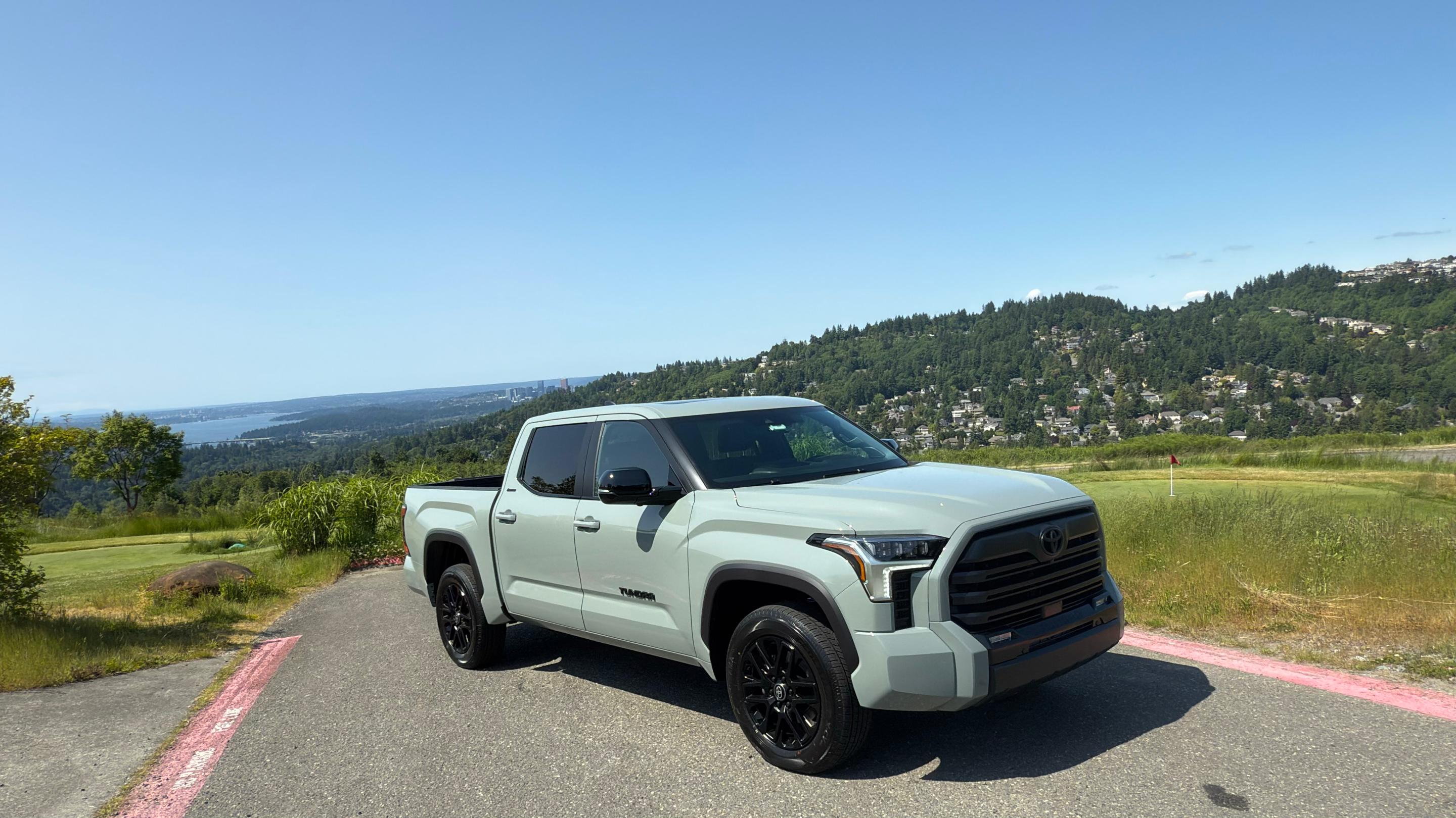 Toyota Tundra 2025 in Bellevue, WA