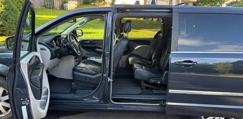 Chrysler Town & Country 2013