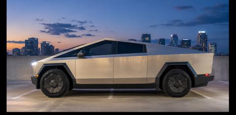 Tesla Cybertruck 2025