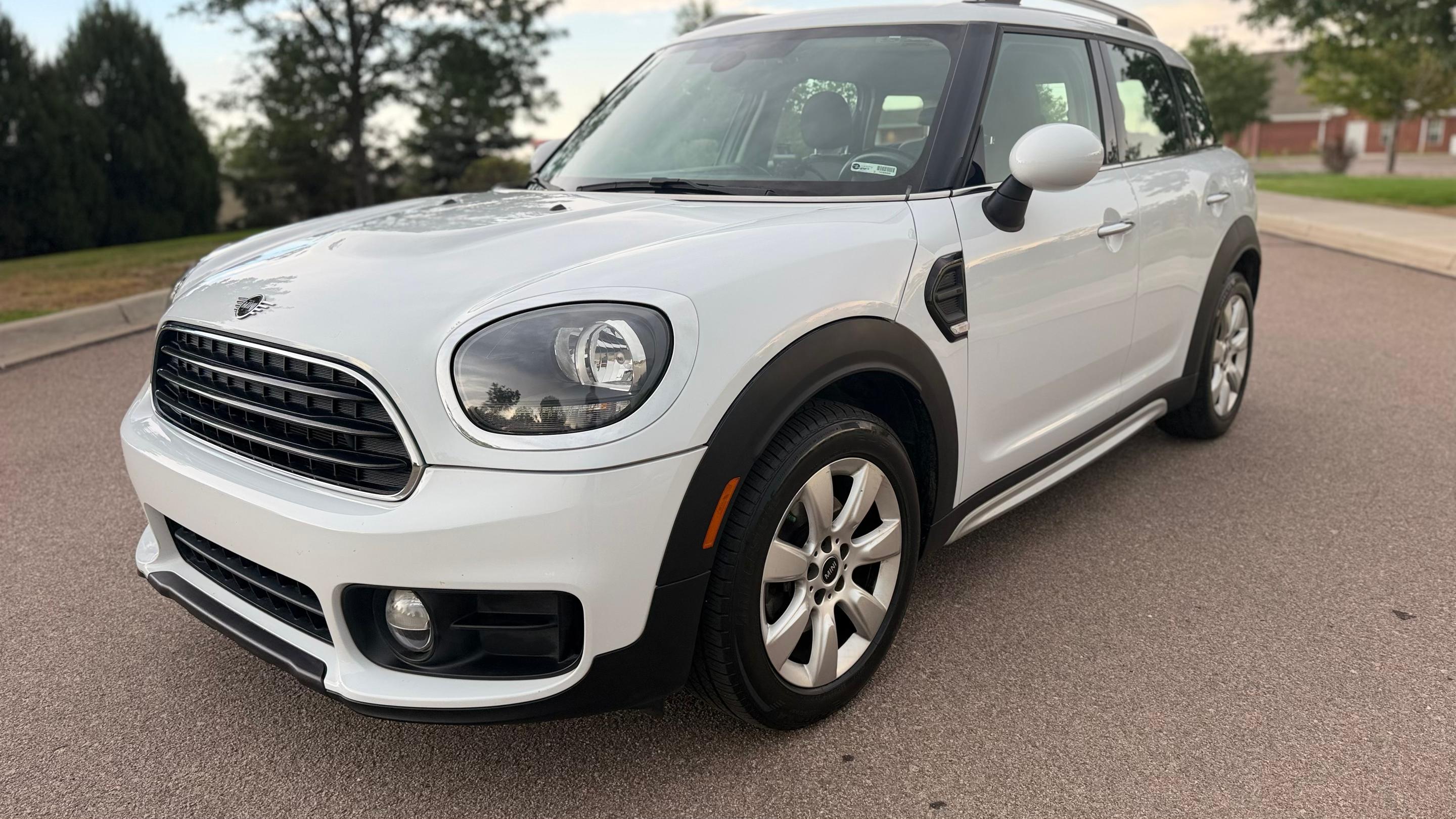 MINI Countryman 2019 in Aurora, CO