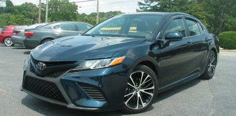 Toyota Camry 2019