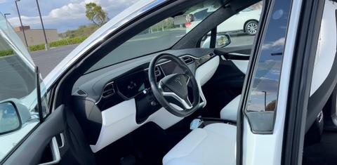 Tesla Model X 2018