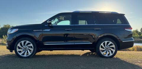 Lincoln Navigator 2024