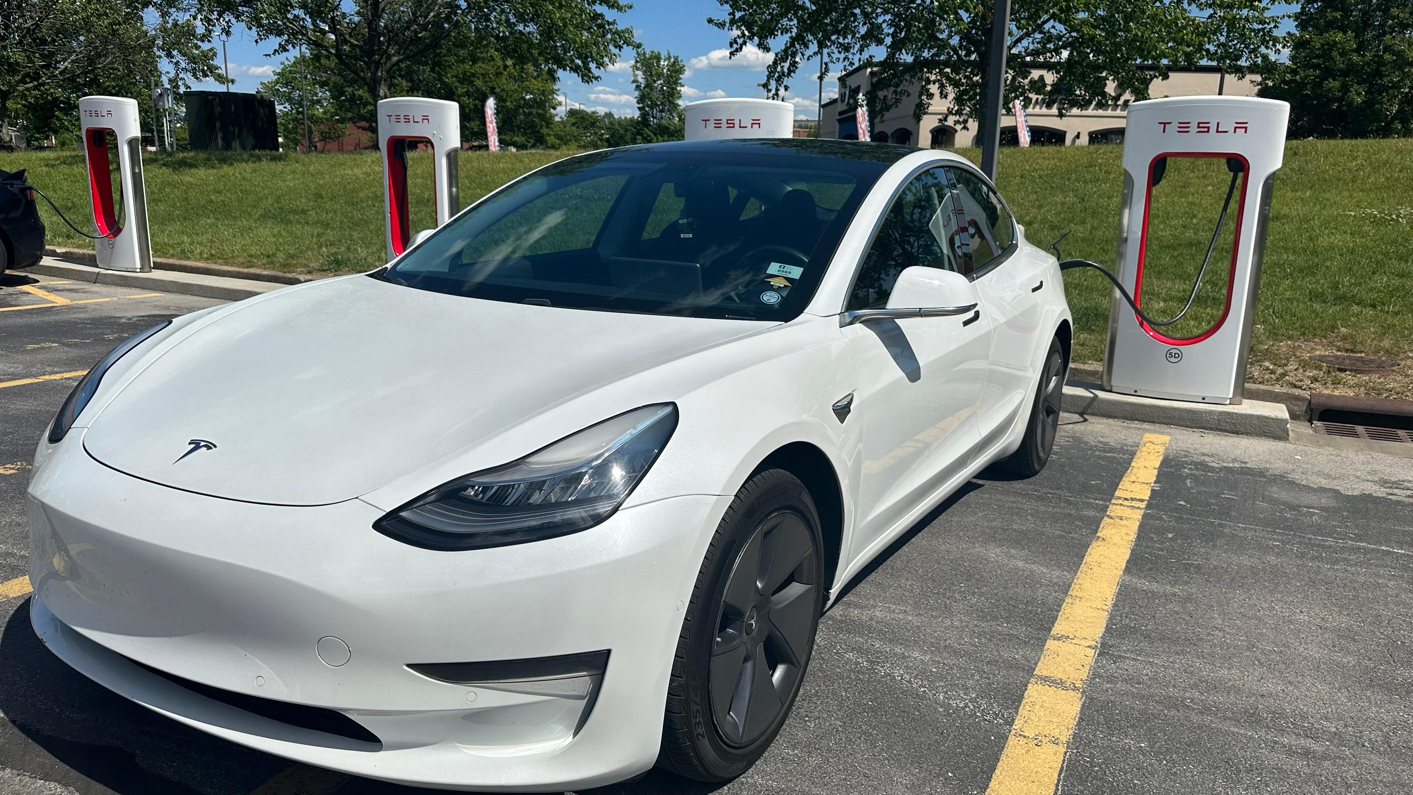 Tesla Model 3 2020 in 