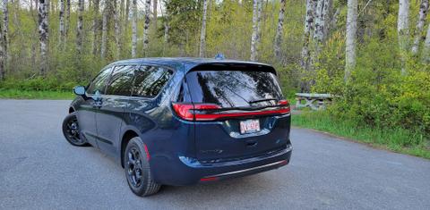 Chrysler Pacifica 2022