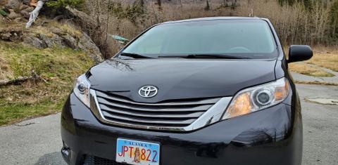 Toyota Sienna 2011