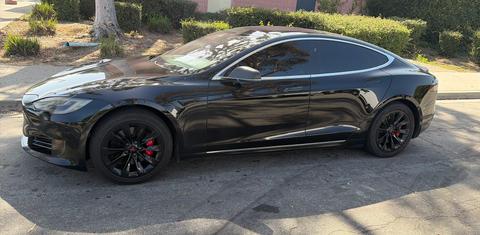 Tesla Model S 2016