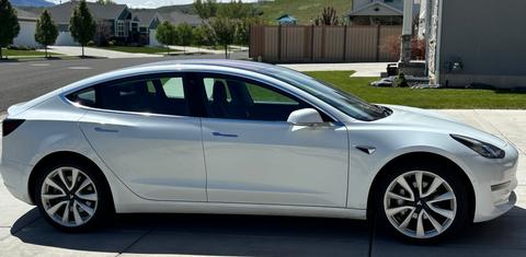 Tesla Model 3 2018