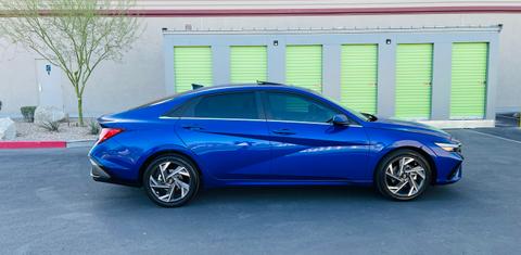 Hyundai Elantra 2025