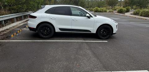 Porsche MACAN 2017