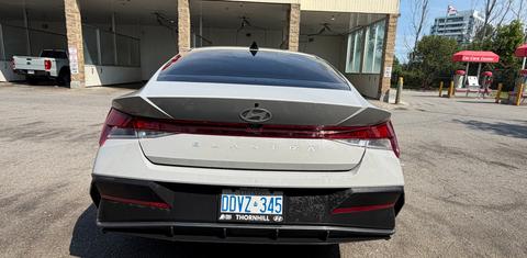 Hyundai Elantra 2025