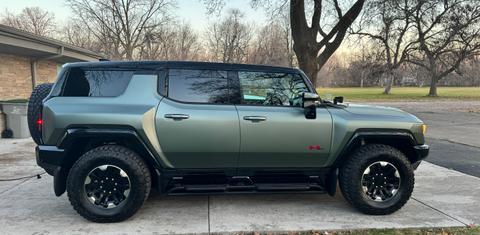 GMC HUMMER EV SUV 2024
