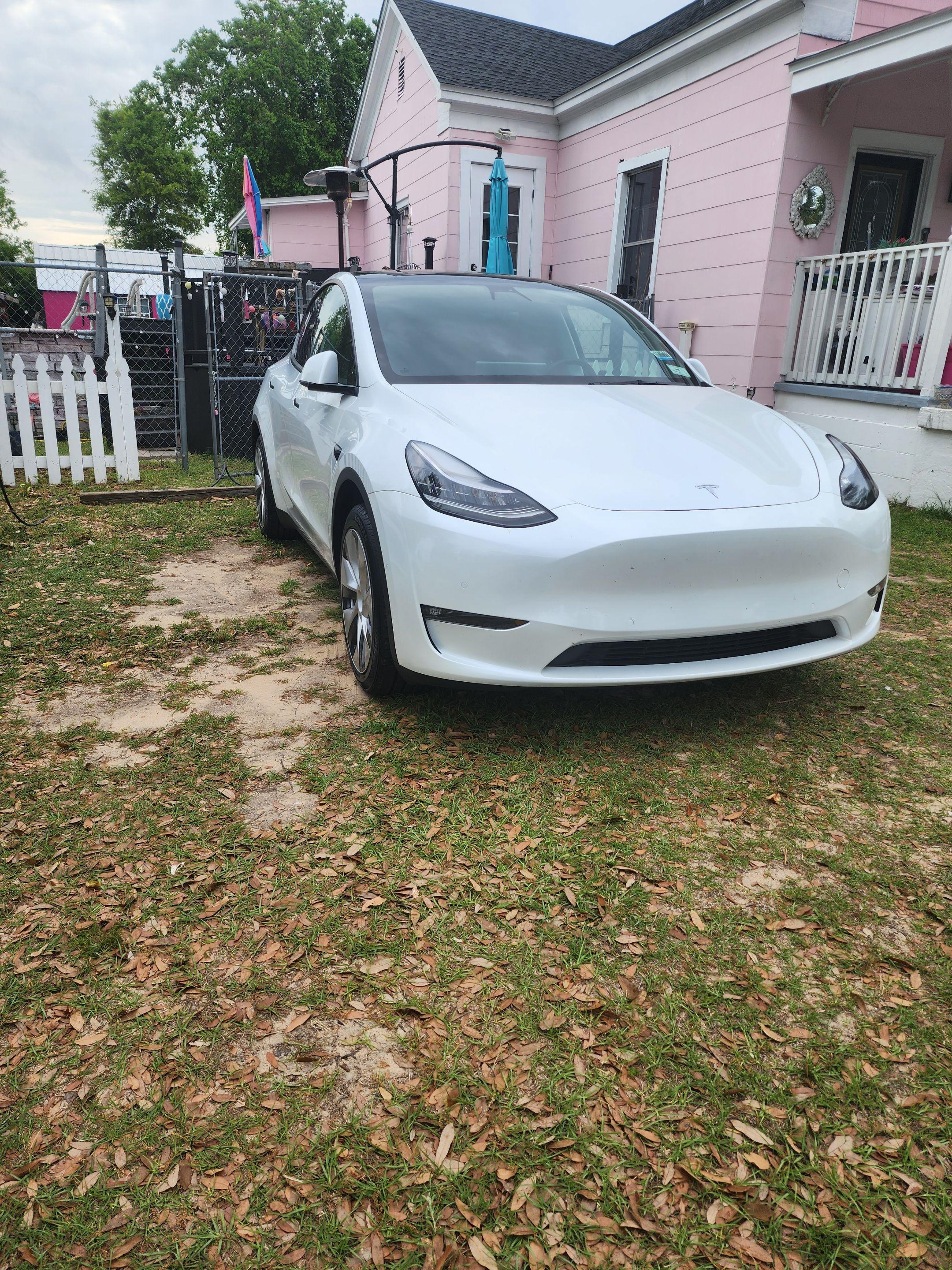 Tesla Model Y 2021 in Pensacola, FL
