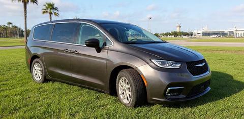 Chrysler Pacifica 2023