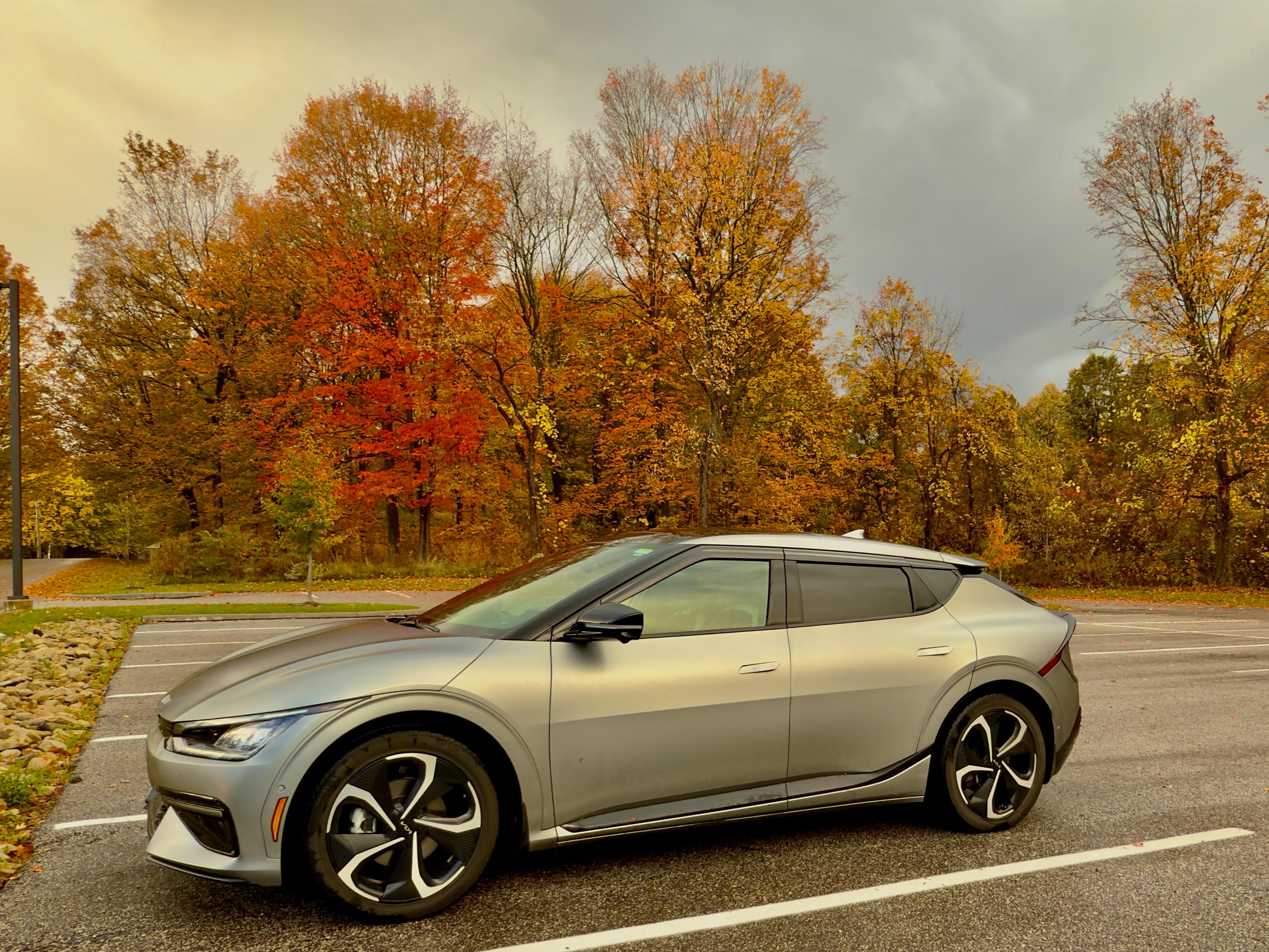 Kia EV6 2023 in Chardon, OH