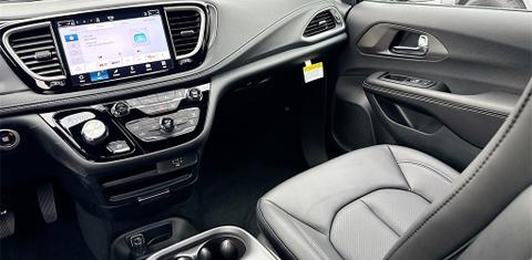 Chrysler Pacifica 2026