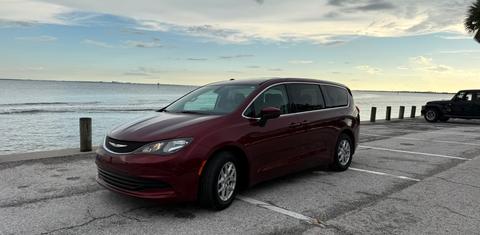 Chrysler Pacifica 2017