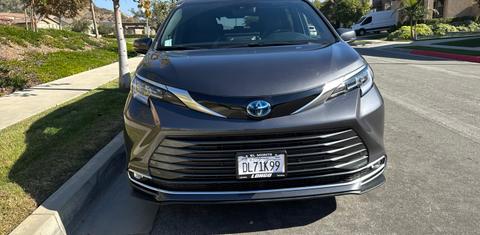 Toyota Sienna 2025