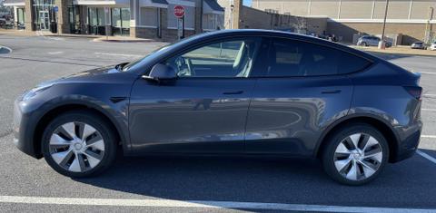 Tesla Model Y 2023