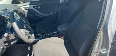 Hyundai Elantra 2015