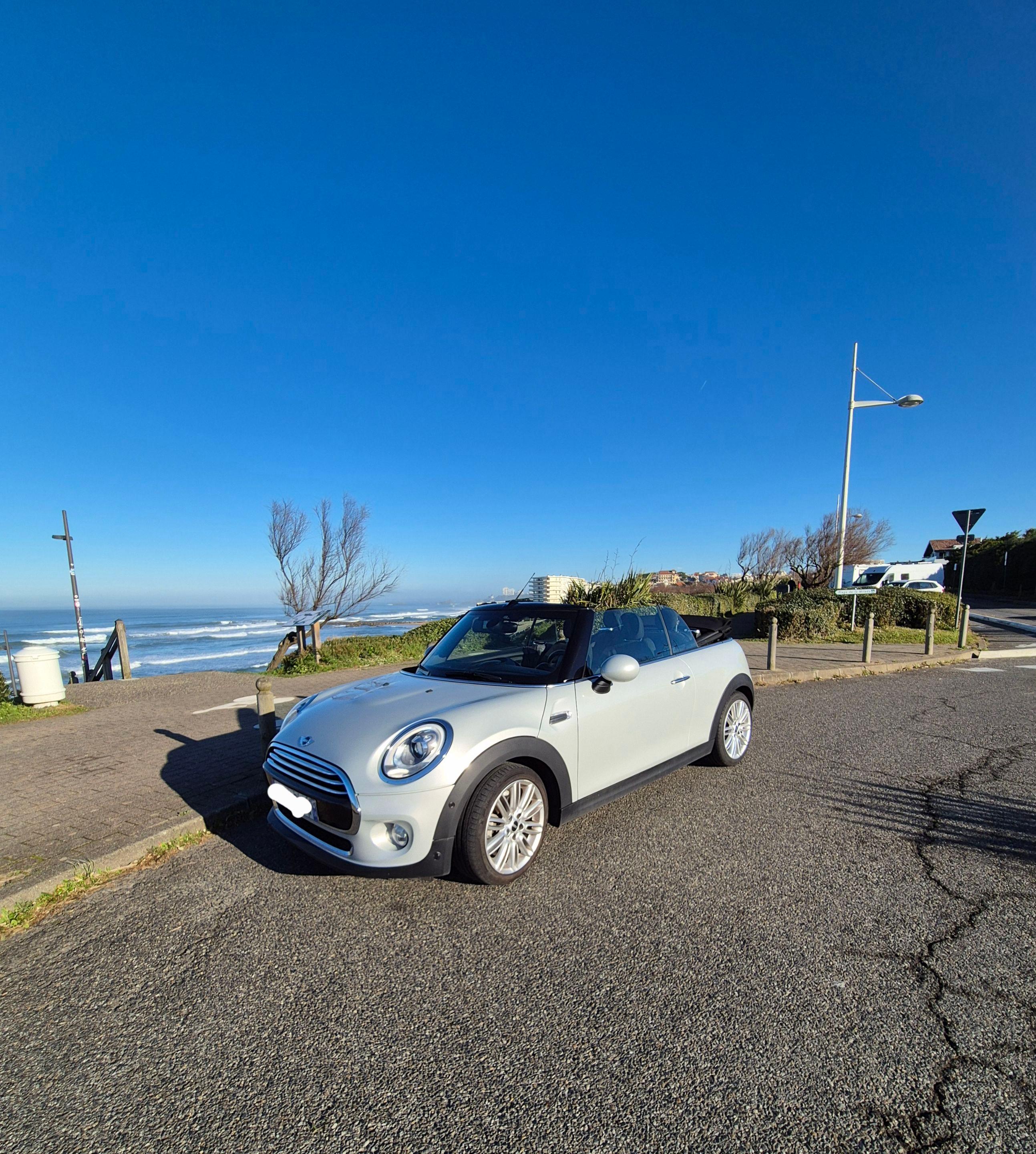 MINI CABRIOLET 2018 in Anglet