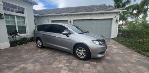 Chrysler Pacifica 2017
