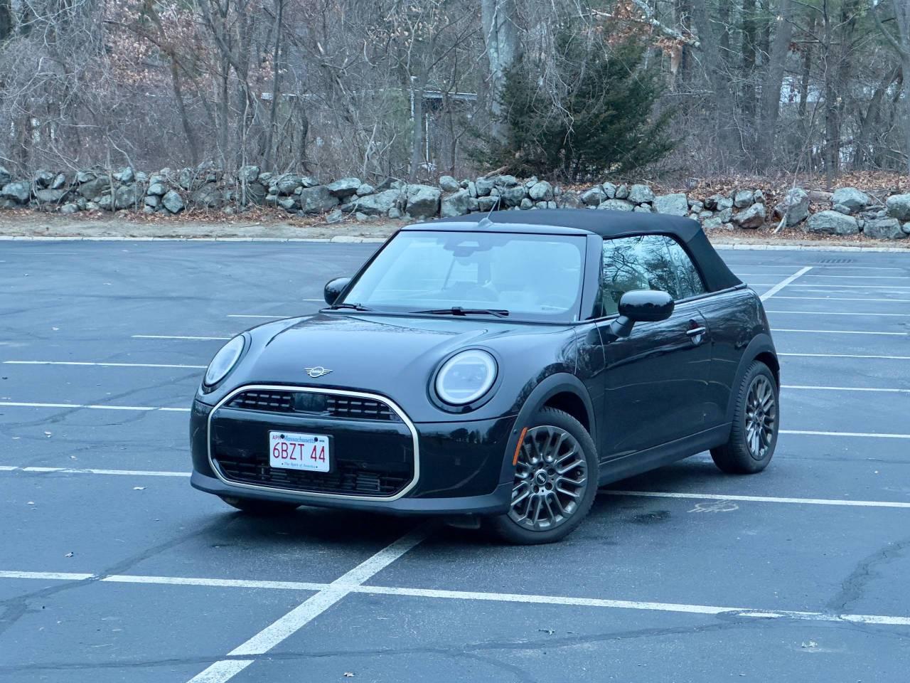 MINI Convertible 2025 in Lexington, MA