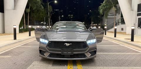 Ford Mustang 2024