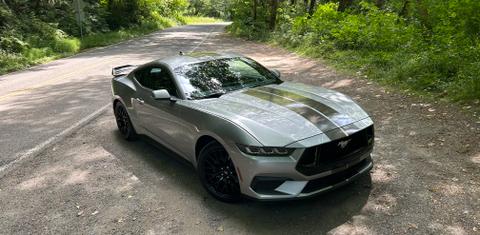 Ford Mustang 2024