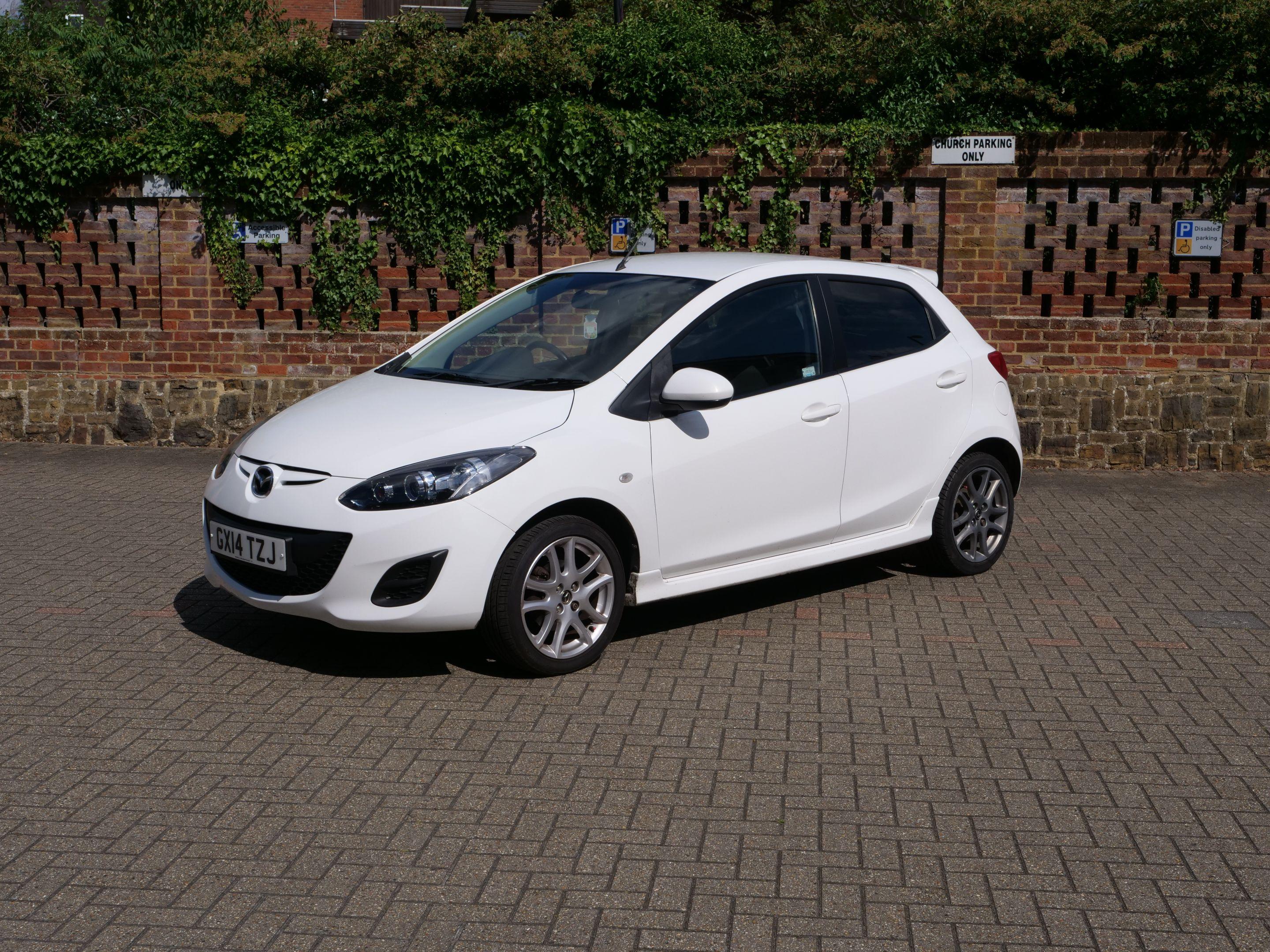 Mazda Mazda2 2014 in London