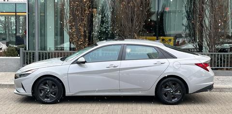 Hyundai Elantra 2021