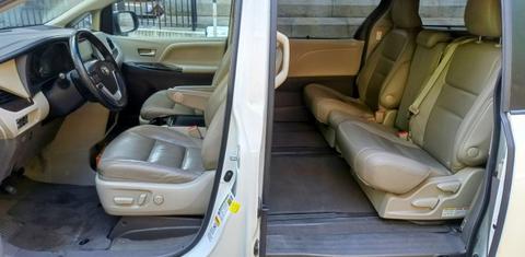 Toyota Sienna 2016
