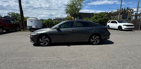 Hyundai Elantra 2025