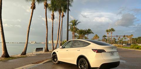 Tesla Model Y 2023