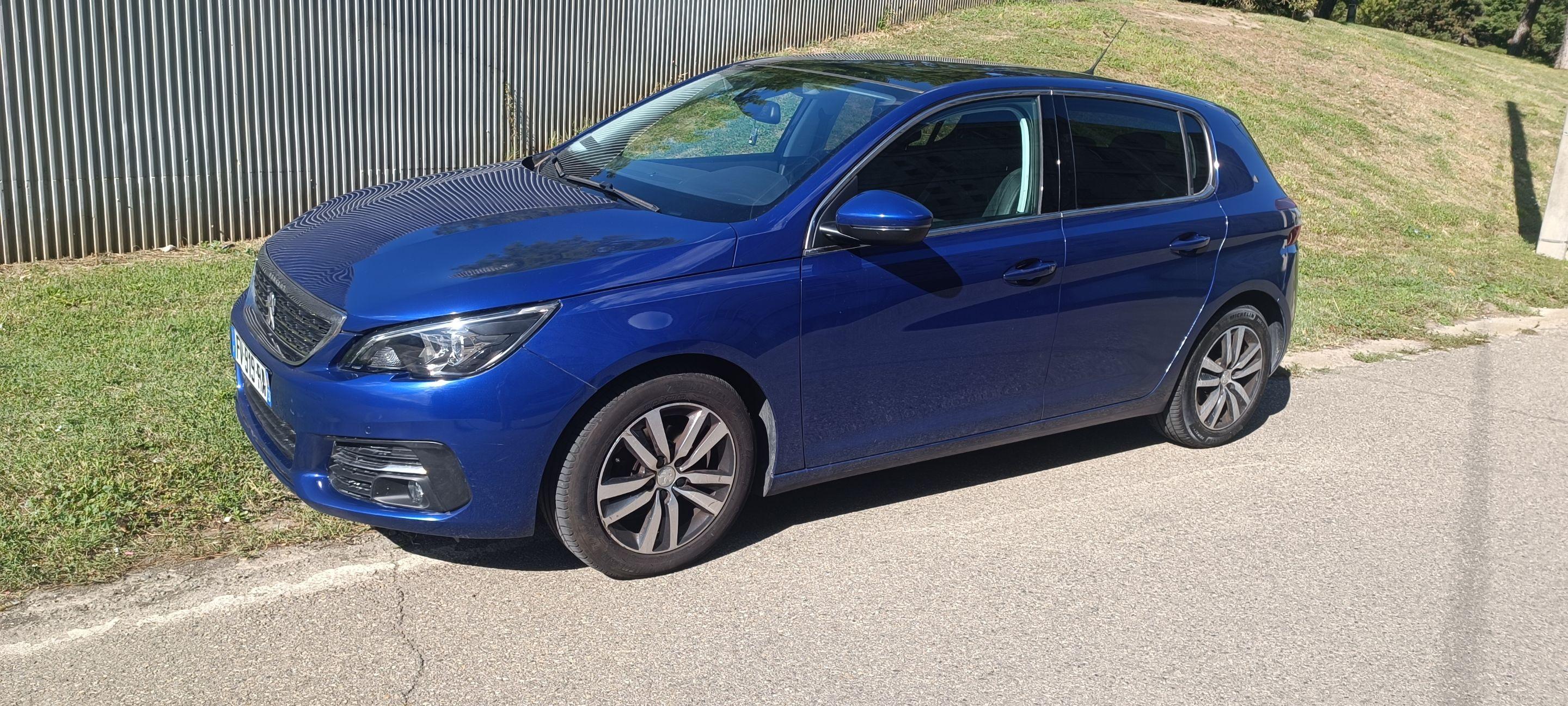Peugeot 308 2019 à Avignon