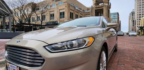 Ford Fusion Hybrid 2015