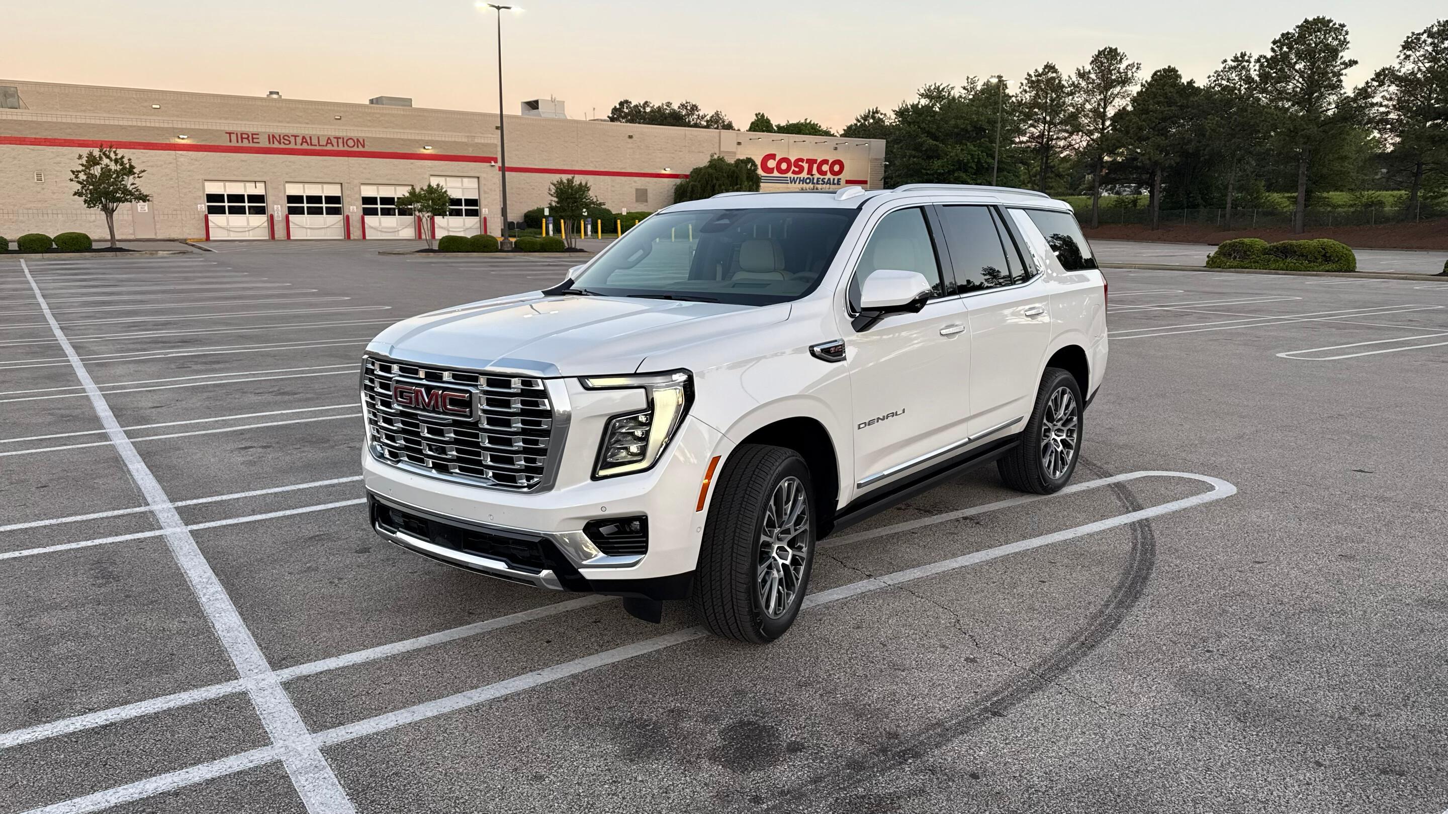 GMC Yukon 2025 in Memphis, TN