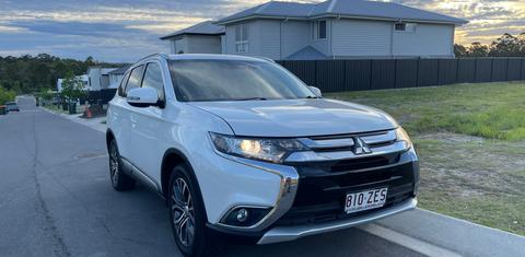 Mitsubishi OUTLANDER 2018