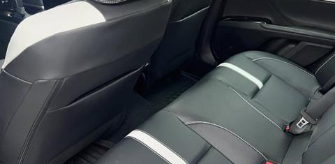 Toyota Camry Hybrid 2025