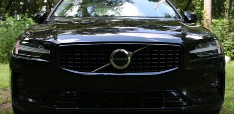 Volvo S60 2025