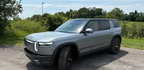 Rivian R2 2027