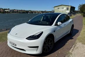 Tesla MODEL 3 2021 in Chippendale