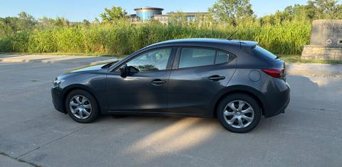 Mazda Mazda3 2015